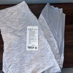 Lululemon Wunder Under Scalloped Hem High-Rise Crop